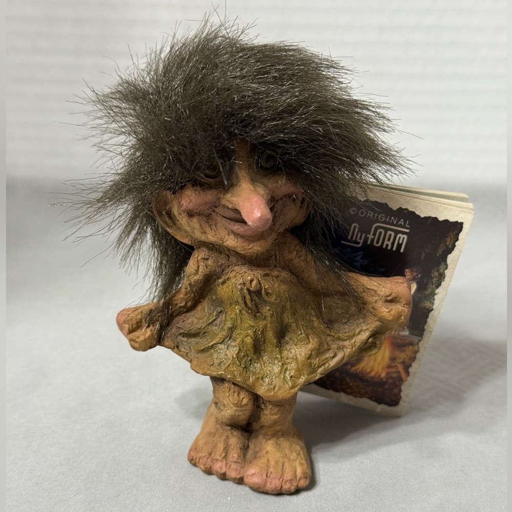 Original Ny Form Handmade in Norway Vintage Lady Troll Folk Art Booklet Tag 4”